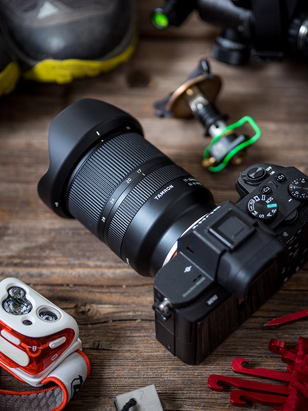 TAMRON 17-28mmF2.8 (Eマウント用) TAMRON 17-28mm F2.8 Di Ⅲ RXD｜撮影機材レンタルからEDIT・MA