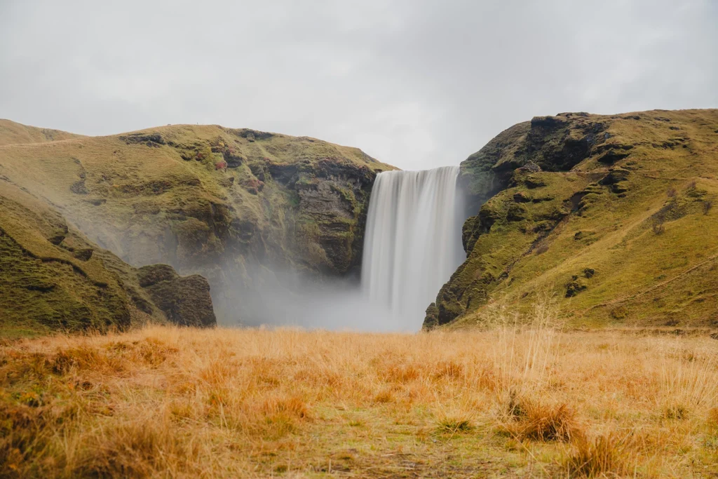 Famosa cascada de Skogafoss