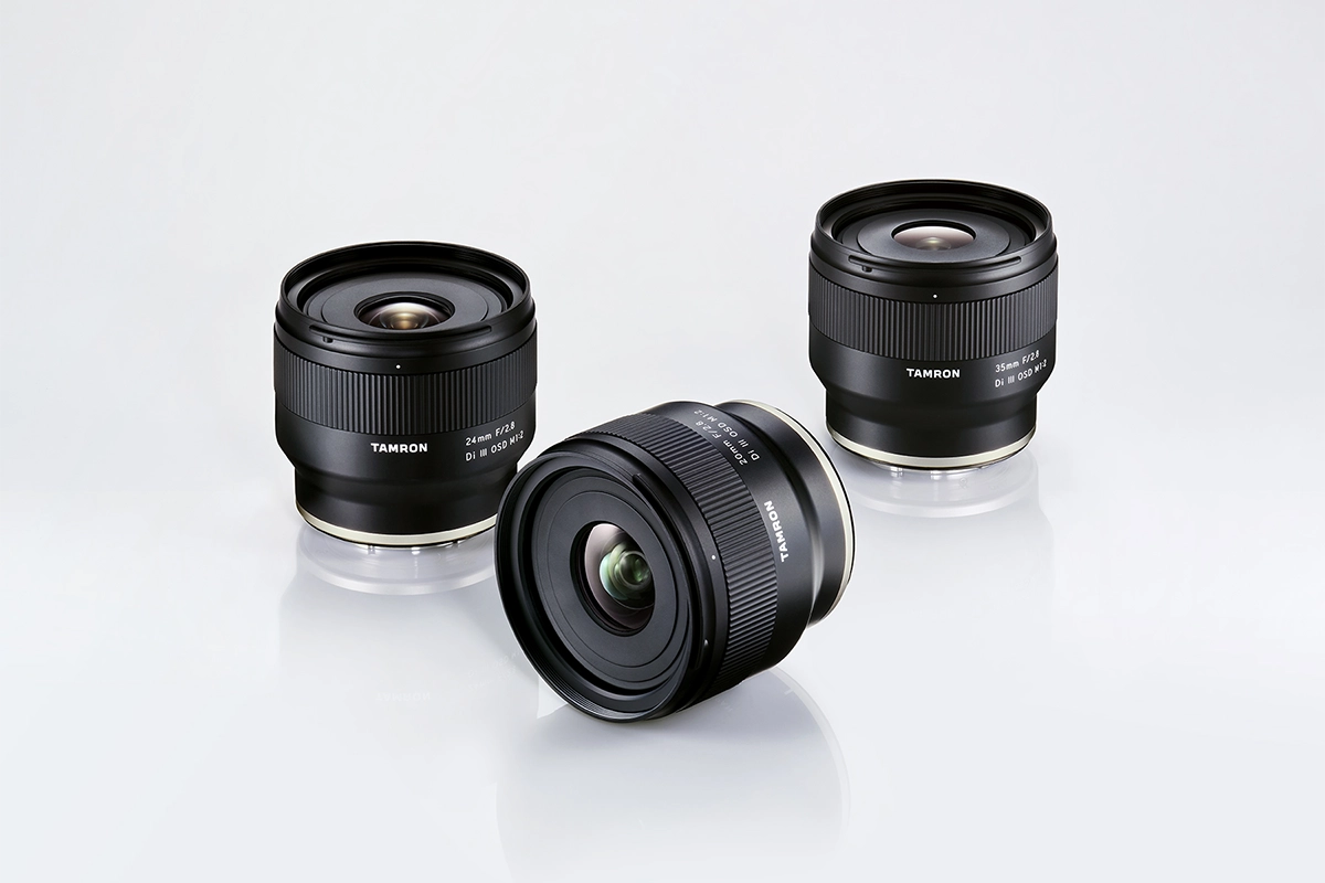 Objectifs Tamron de la série F05 incluant 20mm F/2.8, 24mm F/2.8, et 35mm F/2.8 Di III OSD pour la monture Sony E.