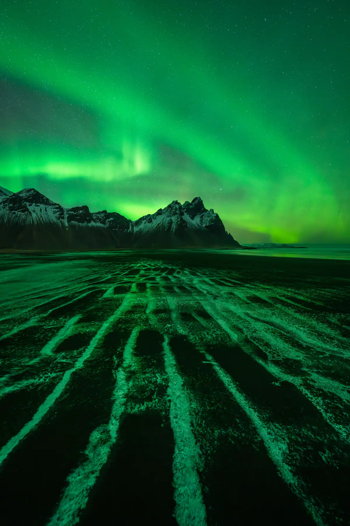 Aurora reflection in Iceland photographed with the Tamron 12-20mm F2.8.
